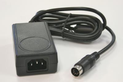 Adaptateur universel AC, entrée 100-240 VAC / 50-60 Hz, sortie 33 VCC, connecteur 5 broches DIN (pou...
