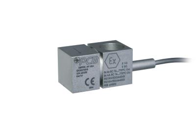 Accéléromètre UHT-12™, sortie mode de charge, +649°C, 2.3 pC/g, câble blindé terminant par un petit ...